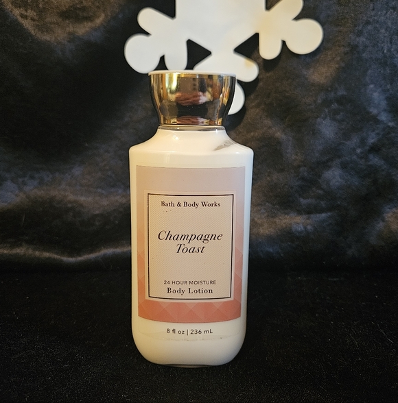 NWT Bath & Body Works Champagne Toast Duo - Pink and Gold - Picture 6 of 8